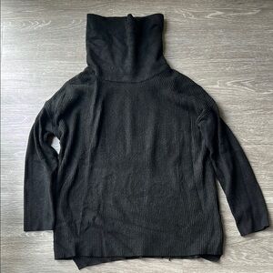 Cyrus Oversized Black Turtleneck Sweater